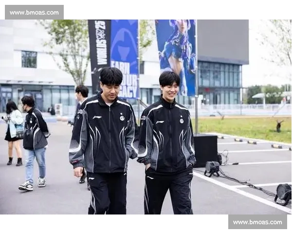 iG前上单爆大瓜，退役后生活大揭秘！