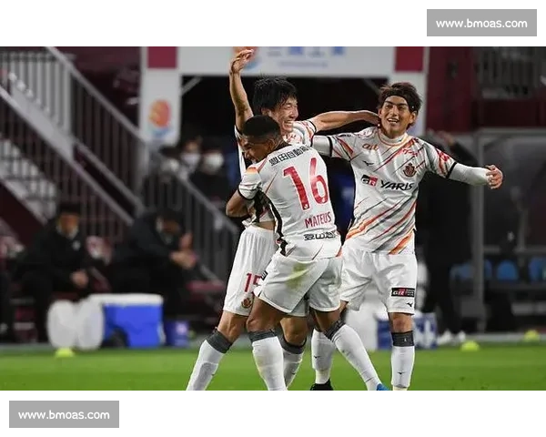 昔日霸主能否重塑辉煌J联赛冠军争夺战硝烟弥漫! 昔日霸主能否重塑辉煌J联赛冠军争夺战硝烟弥漫!