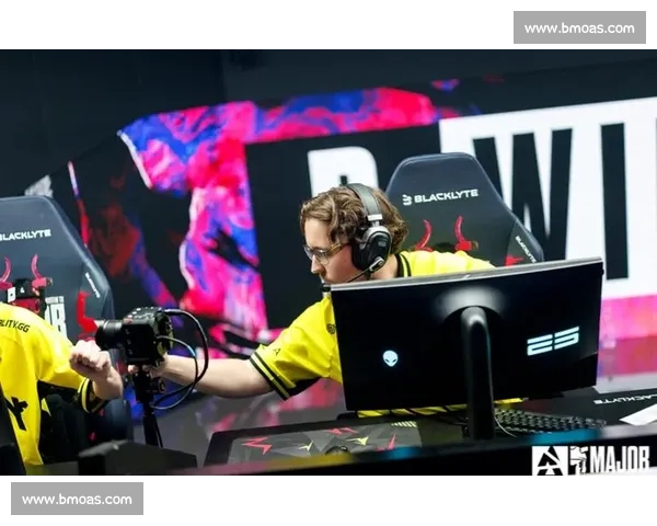 这操作惊呆了!Blast秋季赛冠军的惊世表现! 这操作惊呆了!Blast秋季赛冠军的惊世表现!